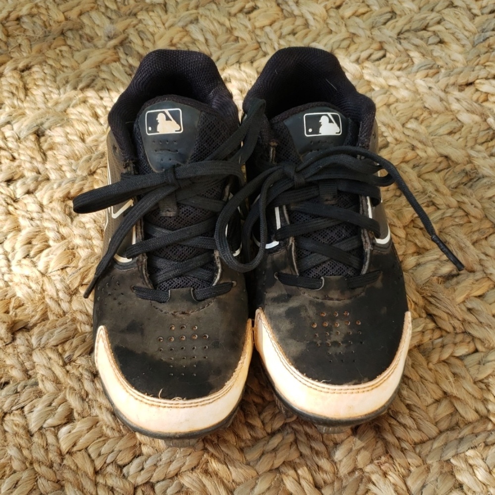 Under Armour Little boys cleats, size 11